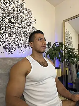 aaroncolombia online show from 10/27/25, 11:58