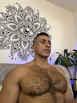 aaroncolombia online show from 11/01/25, 11:40