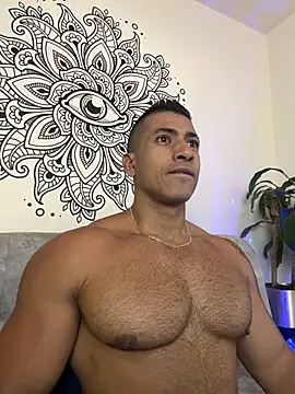 aaroncolombia online show from 11/12/25, 07:09