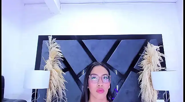 KylieWhite online show from 02/19/25, 03:49