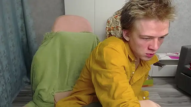 Snapshot of sweetserenity5 chatting on 02/11/25, 09:14 sweetserenity5 online show from 02/11/25, 09:14