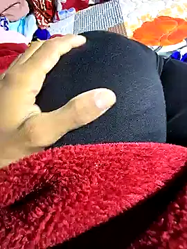 Snapshot of hotbaby_5 chatting on 01/06/25, 02:15 hotbaby 5 online show from 01/06/25, 02:15