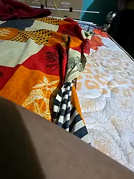 Snapshot of hotbaby_5 chatting on 01/18/25, 04:21 hotbaby 5 online show from 01/18/25, 04:21