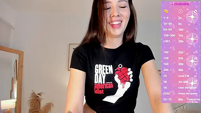 viooletaa online show from 03/18/25, 02:48