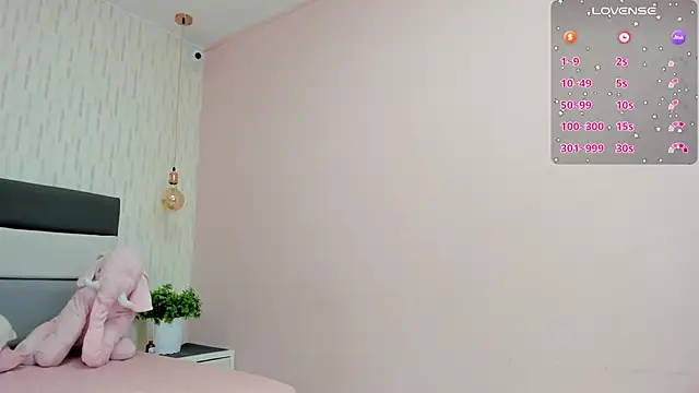 ALICESTARKK online show from 01/23/25, 10:44