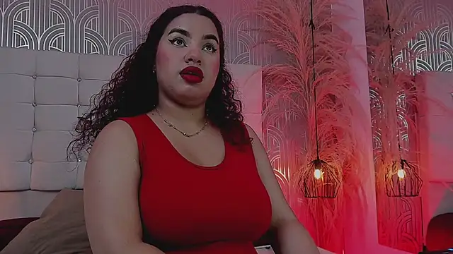 Snapshot of LeylaRangel chatting on 03/22/25, 03:41 LeylaRangel online show from 03/22/25, 03:41