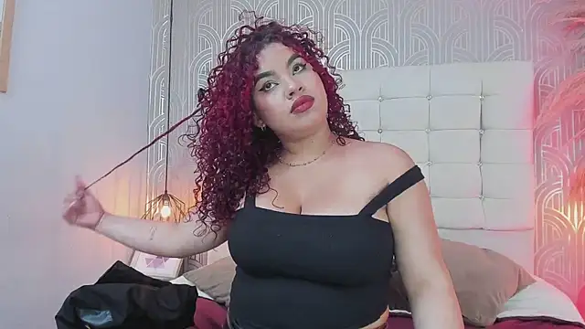 Snapshot of LeylaRangel chatting on 03/23/25, 03:54 LeylaRangel online show from 03/23/25, 03:54