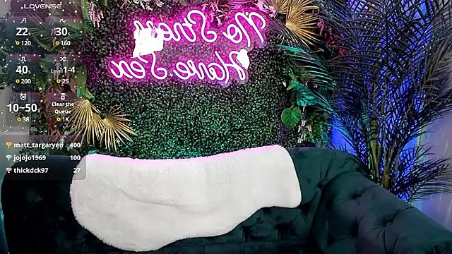 Snapshot of SherriMartinez chatting on 12/07/24, 08:00 SherriMartinez online show from 12/07/24, 08:00