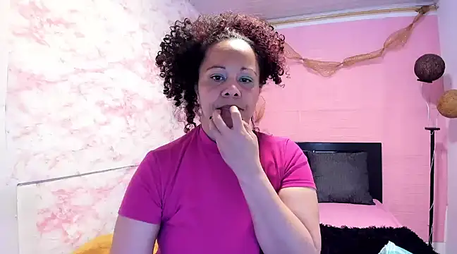 Snapshot of Brunette_sasha chatting on 02/14/25, 01:29 Brunette sasha online show from 02/14/25, 01:29