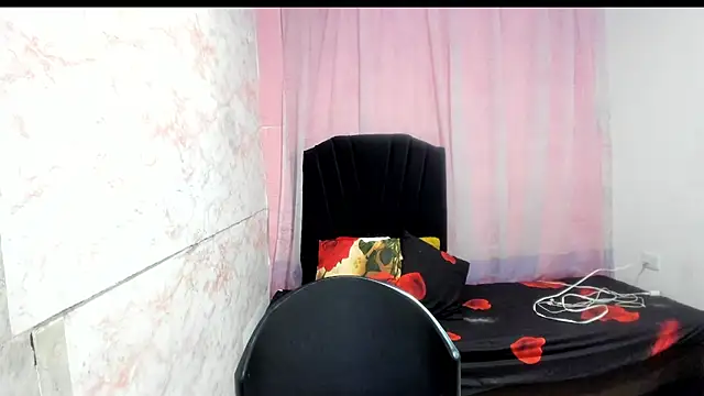 Snapshot of Brunette_sasha chatting on 06/08/26, 11:54 Brunette sasha online show from 06/08/26, 11:54