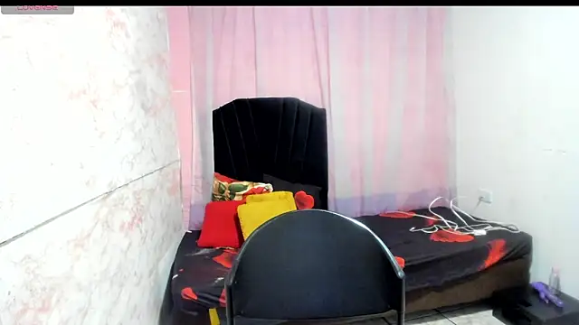 Snapshot of Brunette_sasha chatting on 06/14/26, 01:13 Brunette sasha online show from 06/14/26, 01:13