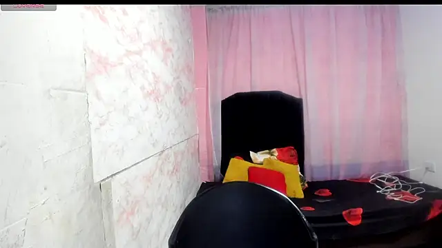 Snapshot of Brunette_sasha chatting on 06/16/26, 11:46 Brunette sasha online show from 06/16/26, 11:46