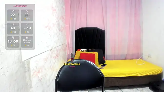 Snapshot of Brunette_sasha chatting on 07/31/26, 12:43 Brunette sasha online show from 07/31/26, 12:43