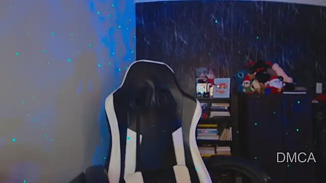 Drea Foox online show from 12/19/24, 02:56