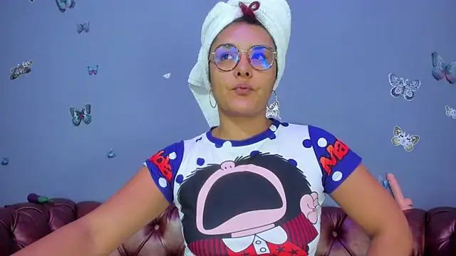 Kaira mosse online show from 07/25/26, 10:13