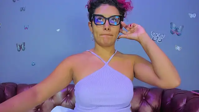 Kaira mosse online show from 07/28/26, 11:39