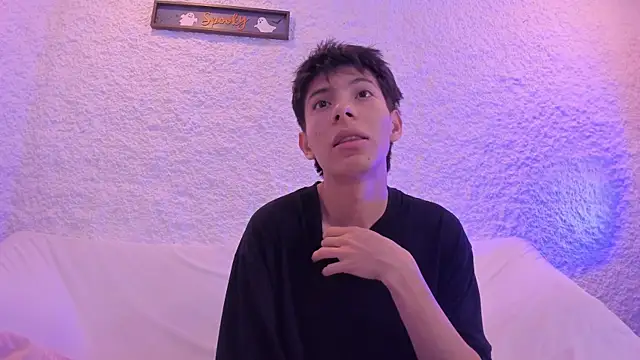 alexandersawyer online show from 12/04/25, 08:45