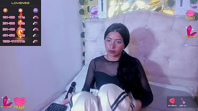 Snapshot of cristalconnorr chatting on 03/25/26, 04:24 cristalconnorr online show from 03/25/26, 04:24