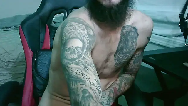 Snapshot of XMeF10 chatting on 01/02/25, 08:49 XMeF10 online show from 01/02/25, 08:49