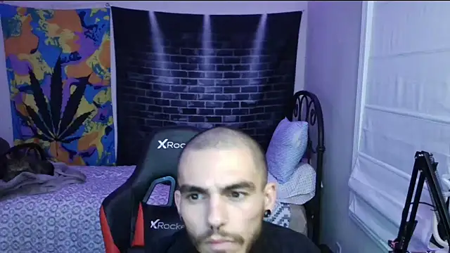 Snapshot of XMeF10 chatting on 01/15/25, 11:19 XMeF10 online show from 01/15/25, 11:19