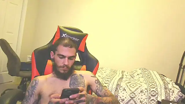 Snapshot of XMeF10 chatting on 02/06/25, 02:22 XMeF10 online show from 02/06/25, 02:22