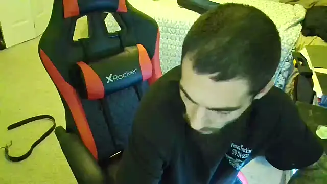 Snapshot of XMeF10 chatting on 02/19/25, 12:03 XMeF10 online show from 02/19/25, 12:03