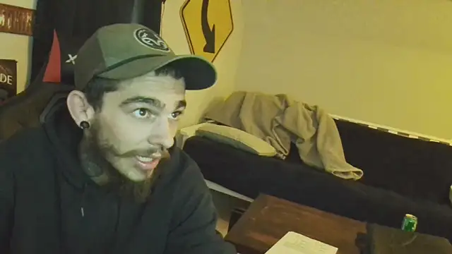 Snapshot of XMeF10 chatting on 02/25/25, 10:39 XMeF10 online show from 02/25/25, 10:39