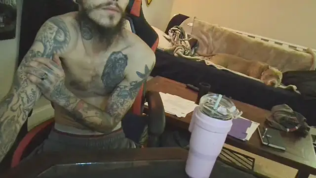 Snapshot of XMeF10 chatting on 02/26/25, 01:53 XMeF10 online show from 02/26/25, 01:53