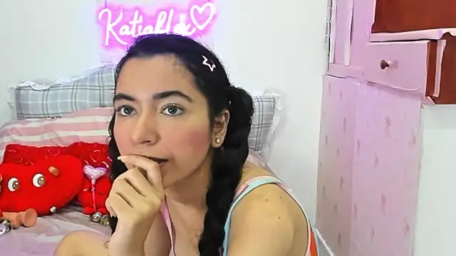 Snapshot of Katiaflex chatting on 01/26/25, 01:52 Katiaflex online show from 01/26/25, 01:52