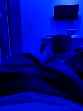 Snapshot of Akhil3290 chatting on 01/07/25, 04:05 Akhil3290 online show from 01/07/25, 04:05