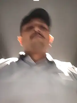 Snapshot of Akhil3290 chatting on 03/06/25, 04:17 Akhil3290 online show from 03/06/25, 04:17