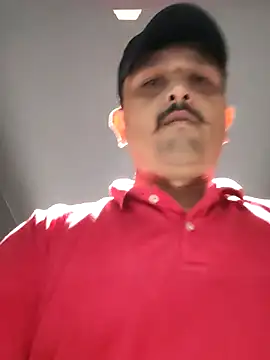 Snapshot of Akhil3290 chatting on 03/10/25, 04:25 Akhil3290 online show from 03/10/25, 04:25