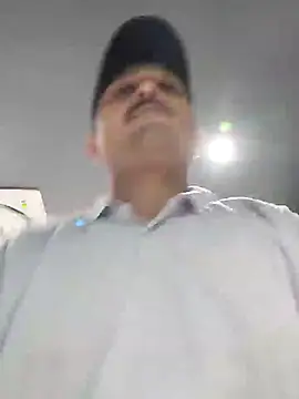 Snapshot of Akhil3290 chatting on 03/15/25, 03:59 Akhil3290 online show from 03/15/25, 03:59