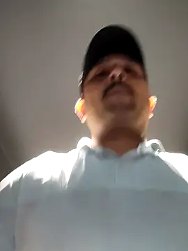 Snapshot of Akhil3290 chatting on 03/17/25, 04:22 Akhil3290 online show from 03/17/25, 04:22