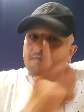 Snapshot of Akhil3290 chatting on 09/23/25, 01:47 Akhil3290 online show from 09/23/25, 01:47