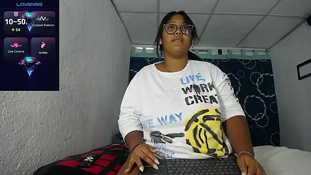 Snapshot of miajoseph_ chatting on 05/05/26, 03:03 miajoseph online show from 05/05/26, 03:03