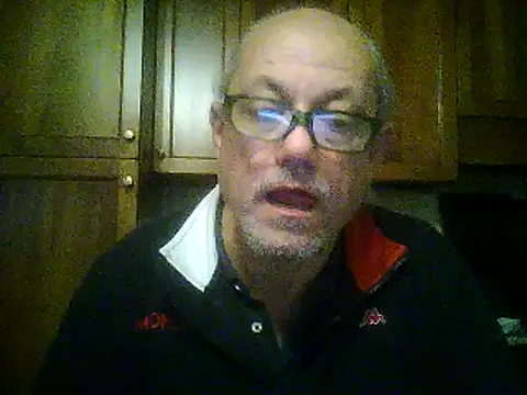 Snapshot of gianbragallini chatting on 12/17/24, 11:05 gianbragallini online show from 12/17/24, 11:05