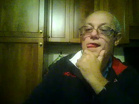 Snapshot of gianbragallini chatting on 10/11/25, 10:08 gianbragallini online show from 10/11/25, 10:08