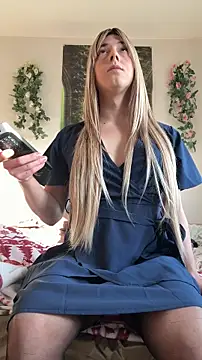 Snapshot of See_my_Boobs_ chatting on 02/28/26, 07:42 See my Boobs online show from 02/28/26, 07:42