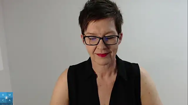 Snapshot of Sofie69Velvet chatting on 11/29/25, 03:26 Sofie69Velvet online show from 11/29/25, 03:26
