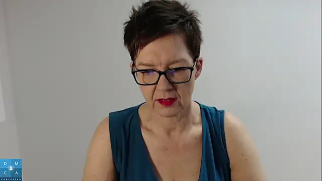 Snapshot of Sofie69Velvet chatting on 11/30/25, 07:34 Sofie69Velvet online show from 11/30/25, 07:34