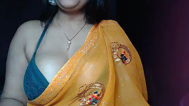 Snapshot of _Kamakshi chatting on 01/12/25, 05:54 Kamakshi online show from 01/12/25, 05:54