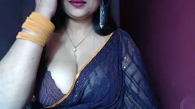 Snapshot of _Kamakshi chatting on 02/03/25, 05:56 Kamakshi online show from 02/03/25, 05:56