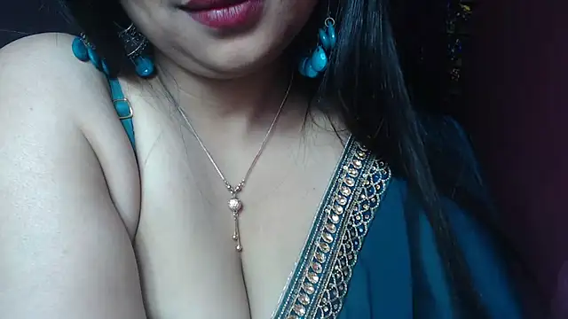 Snapshot of _Kamakshi chatting on 02/18/25, 10:14 Kamakshi online show from 02/18/25, 10:14