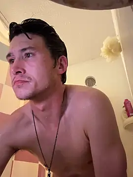 Snapshot of bigdckstud chatting on 02/11/26, 04:06 bigdckstud online show from 02/11/26, 04:06