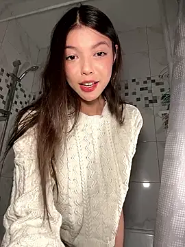 Snapshot of DesiredHoney chatting on 12/06/24, 08:07 DesiredHoney online show from 12/06/24, 08:07