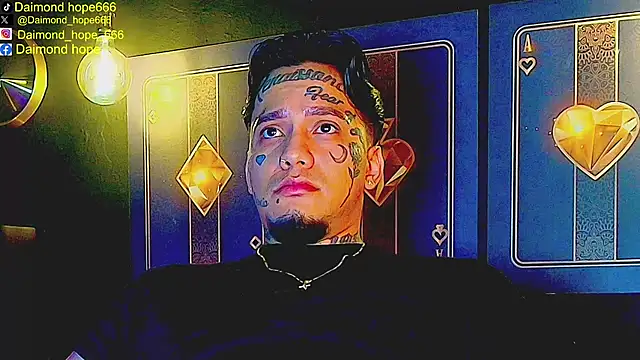 Snapshot of daimond_hope666 chatting on 01/12/26, 04:39 daimond hope666 online show from 01/12/26, 04:39