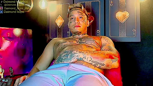 Snapshot of daimond_hope666 chatting on 03/08/26, 03:32 daimond hope666 online show from 03/08/26, 03:32