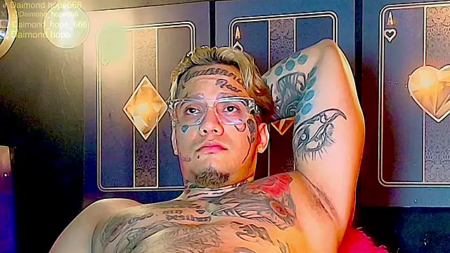 Snapshot of daimond_hope666 chatting on 03/15/26, 03:56 daimond hope666 online show from 03/15/26, 03:56