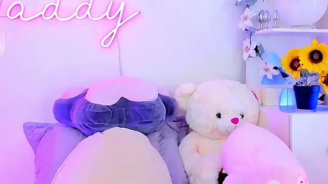 Snapshot of MaddyParisi chatting on 02/01/25, 11:10 MaddyParisi online show from 02/01/25, 11:10